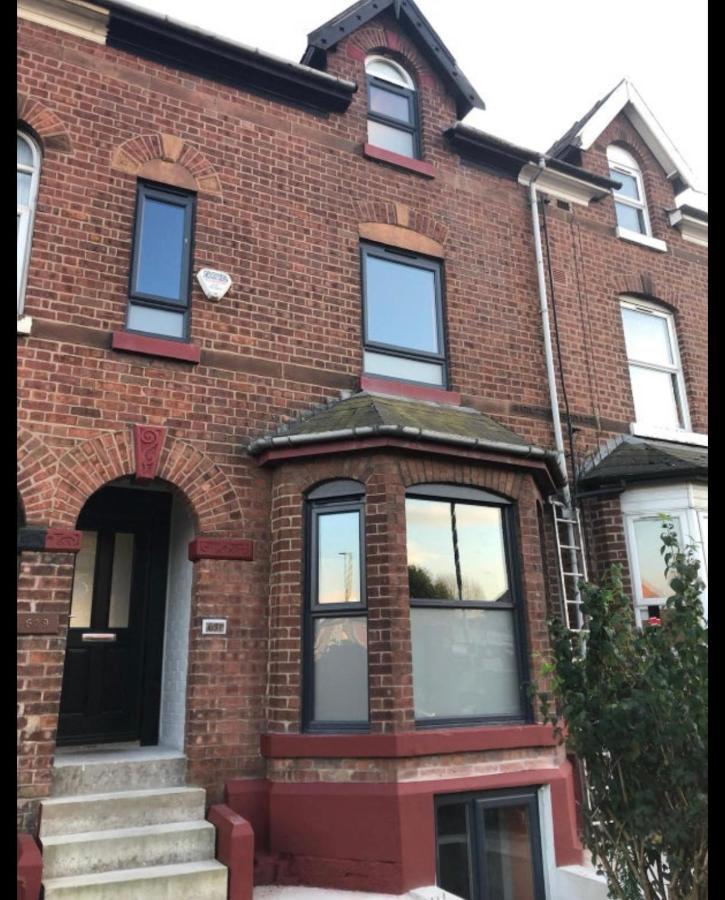 Eccles Hotel - Manchester — Photos 1